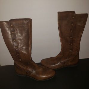 Born womans boots size 7.5